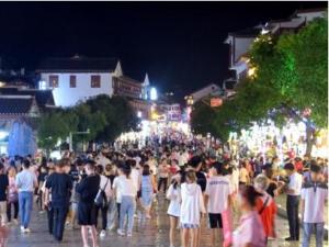 中秋假期,广西阳朔旅游有序复苏